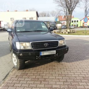 Bara fata F4x4 Toyota Land Cruiser 105