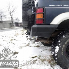 Bara spate F4x4 Mitsubishi Pajero V20 cu overfendere