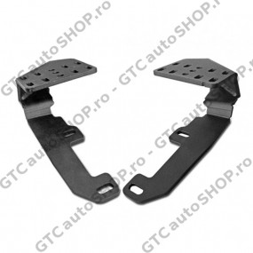 Suporturi proiectoare M4x4 la baza parbrizului VW Amarok