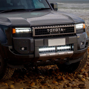 Bara LED 28” Bushranger cu montare in spatele grilei Land Cruiser 250