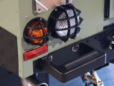 Land Rover Defender 90/110 (1983-2016) Scară