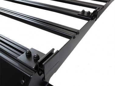 Suporturi de accesorii pentru laterala portbagajului Front Runner Slimsport / Slimpro Van