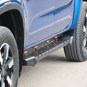 Praguri laterale M30 Mitsubishi L200 (2020+) AQM4WD