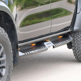 Praguri laterale S32 Nissan Navara (2006+) AQM4WD